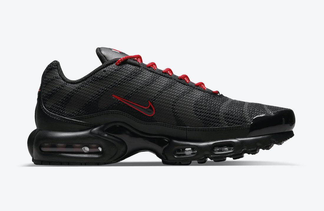 AIR MAX PLUS TN ‘BLACK REFLECTIVE’