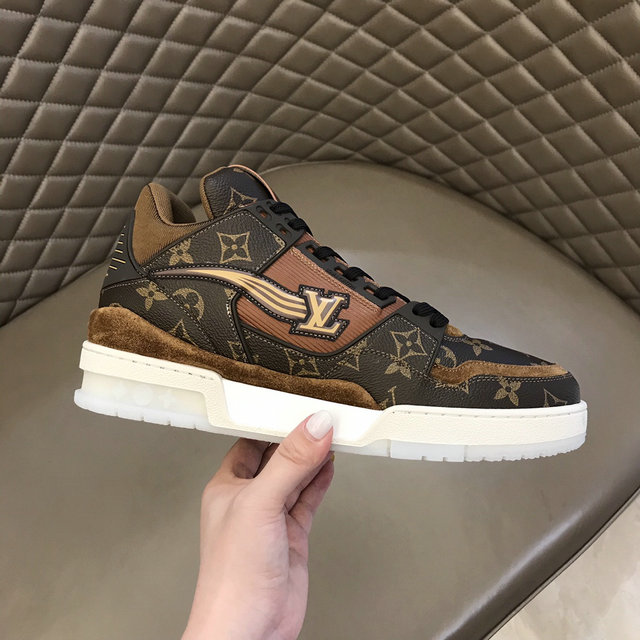 LOUIS VUITTON TRAINER SNEAKERS