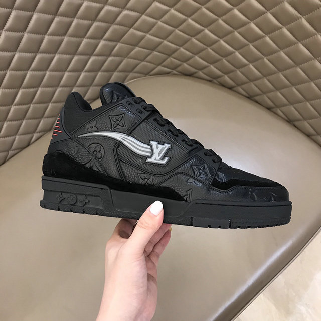 LOUIS VUITTON TRAINER SNEAKERS