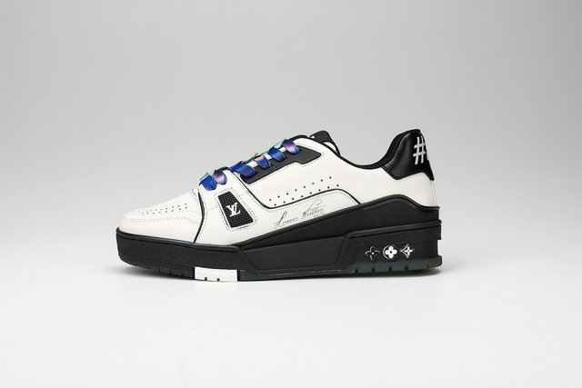 LOUIS VUITTON TRAINER SNEAKERS