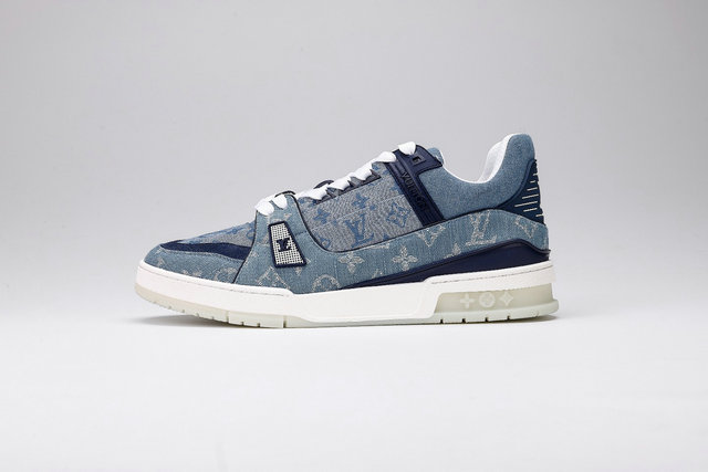 LOUIS VUITTON TRAINER SNEAKERS