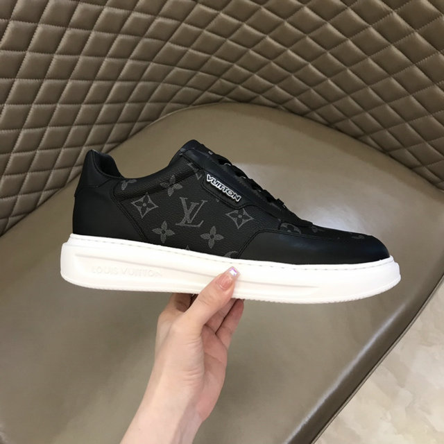 LOUIS VUITTON TRAINER SNEAKERS