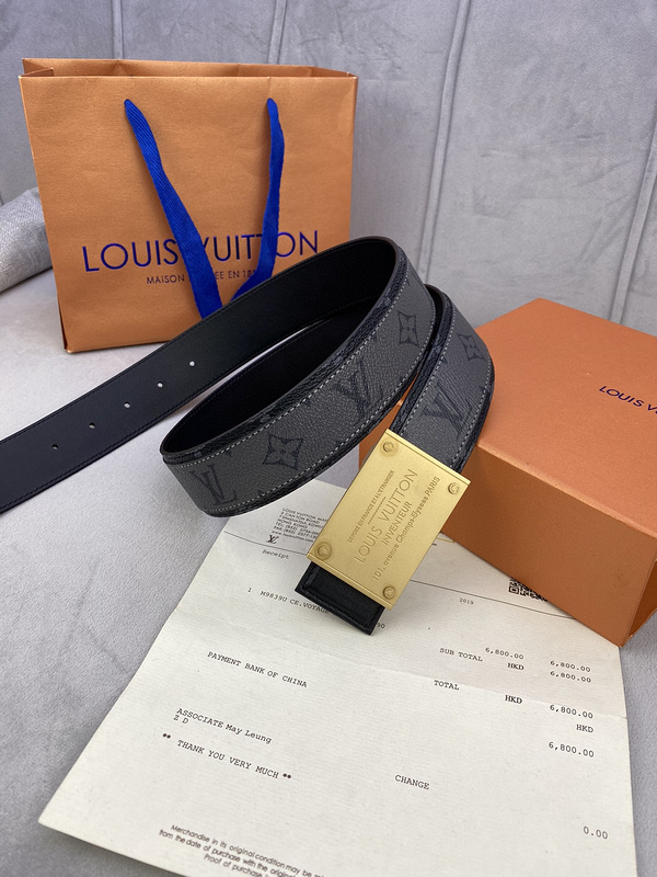 LOUIS VUITTON BELT