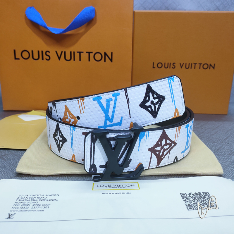 LOUIS VUITTON BELT