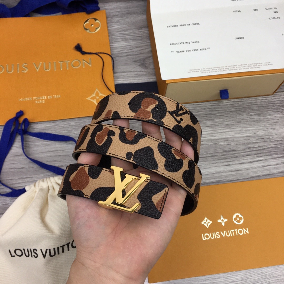 LOUIS VUITTON BELT