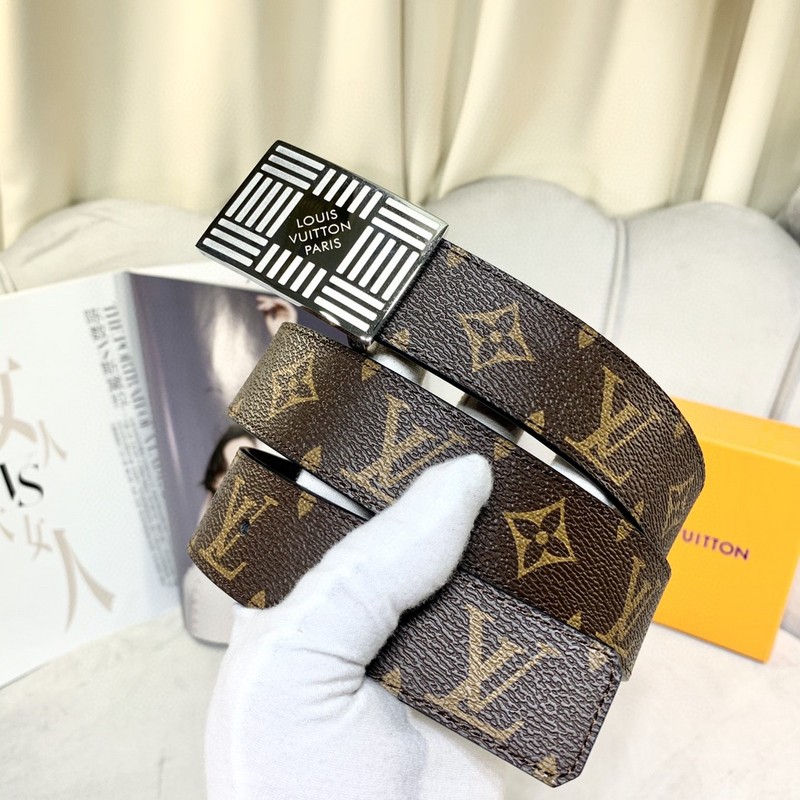 LOUIS VUITTON BELT