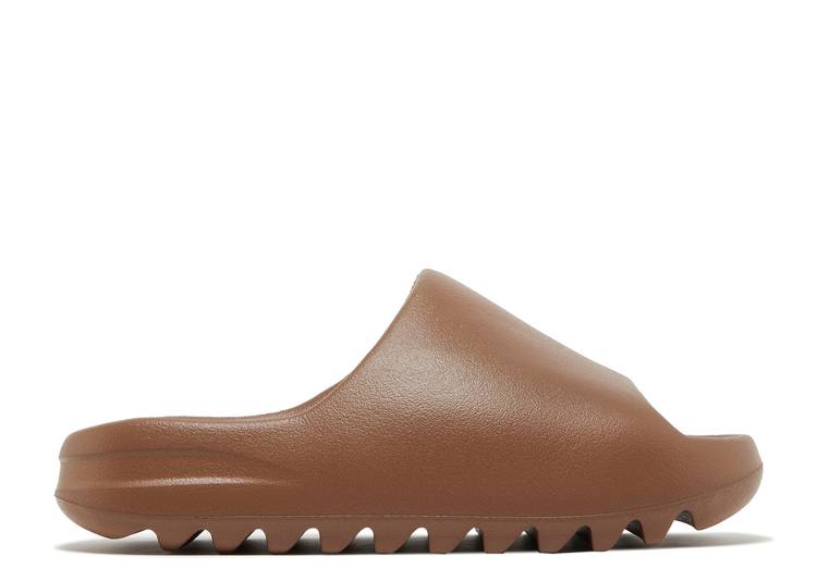 YEEZY SLIDES ‘FLAX’